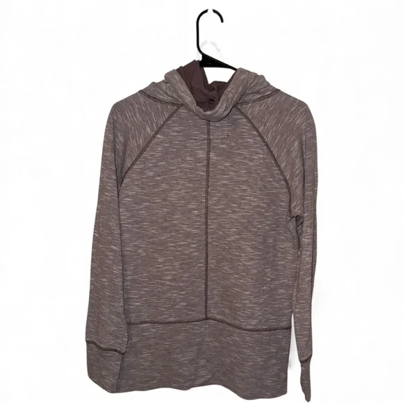 𝐄𝐃𝐃𝐈𝐄 𝐁𝐀𝐔𝐄𝐑 𝐁𝐑𝐎𝐖𝐍 𝐖𝐇𝐈𝐓𝐄 𝐂𝐎𝐖𝐋 𝐍𝐄𝐂𝐊 𝐎𝐔𝐓𝐃𝐎𝐎𝐑 𝐒𝐖𝐄𝐀𝐓𝐒𝐇𝐈𝐑𝐓 - Picture 2 of 6